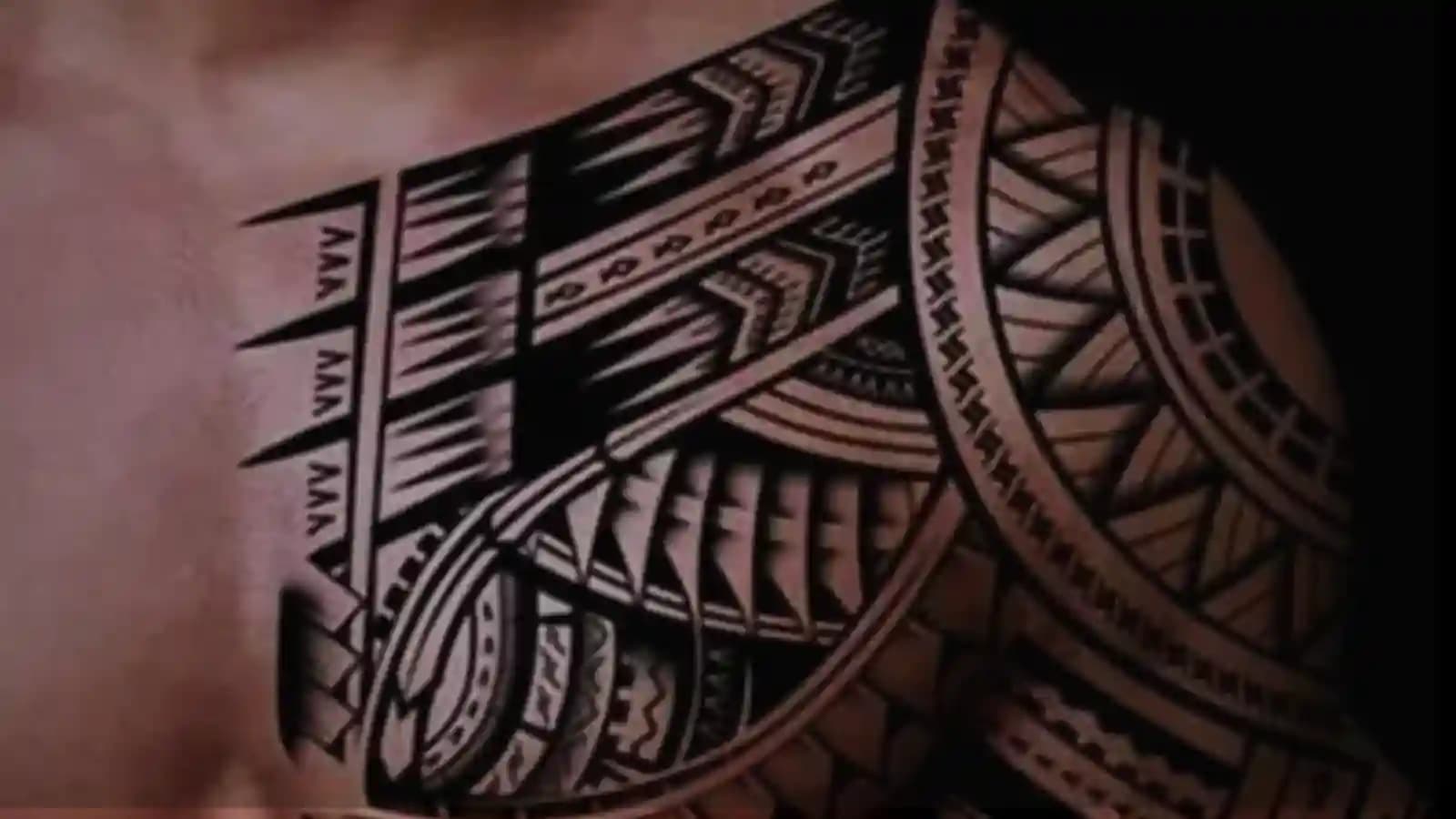 Blackwork Dövme kapak görseli