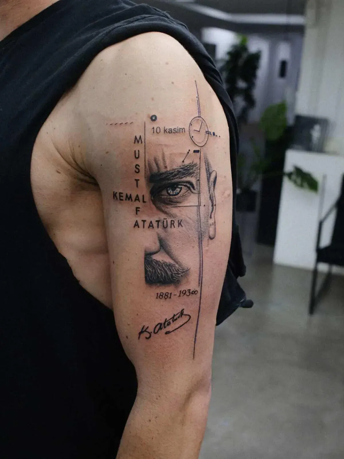 Atatürk temalı dövme tasarımı – örnek 3